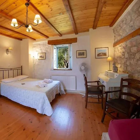 Σπίτι διακοπών Pano Rouga - Theo *