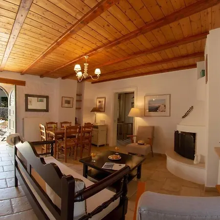 Pano Rouga - Theo Σπίτι διακοπών