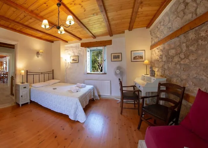 Ferienhaus Pano Rouga - Theo *