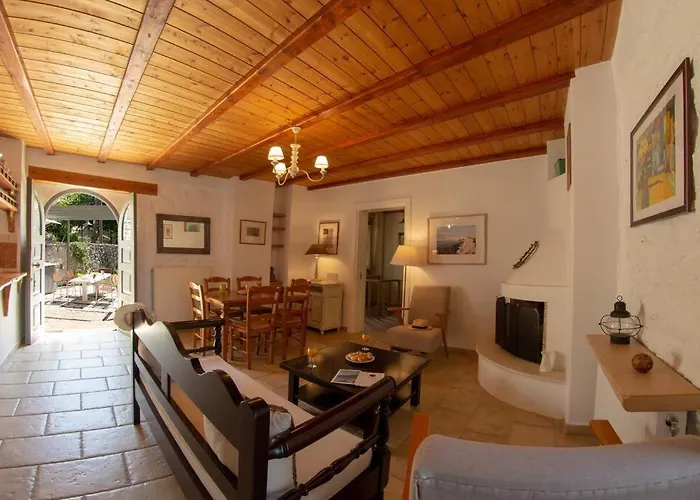 Pano Rouga - Theo Ferienhaus